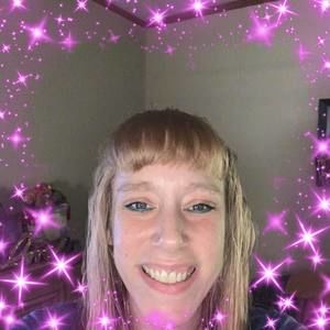 Meet your Posher, Michele